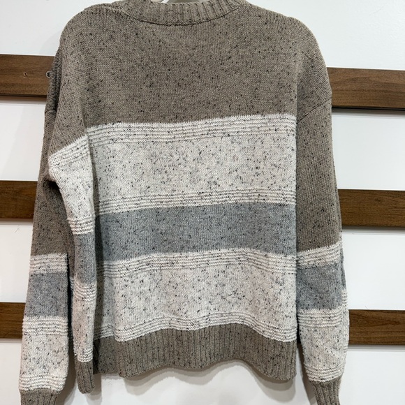 Bohme Gray and White Women's Sweater - Picture 4 of 4
